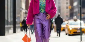 Mujer joven con un look moderno y actual de SHEIN, adaptado a su estilo personal en 2026.
